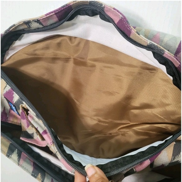 Kavu Rope Sling Bag Southwestern Tribal Print Pink Purple Gray Crossbody - Picture 3 of 5